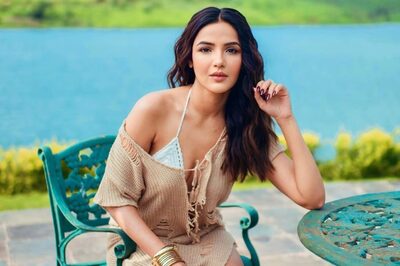 Jasmin Bhasin Suffers Lower Back Injury, Shares Her Health Update: 'Did Not Let It Pull Me Down'
