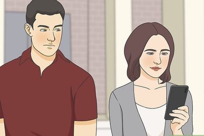 14 Signs Your Wife Is Not Attracted To You (& How to Move Forward)