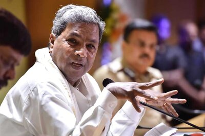 Siddaramaiah to Donate Silver Gift Items to Build 400 Kg Chariot at Shiva Temple
