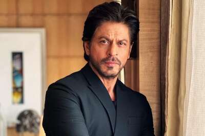 Shah Rukh Khan Wins CNN News18 Indian of the Year 2023