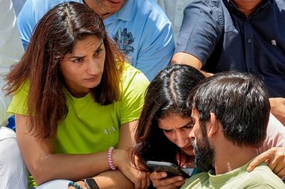 'Their Lives Are in Danger, Police Must Register FIR': Vinesh Phogat Alleges Complainants Are Getting Threats