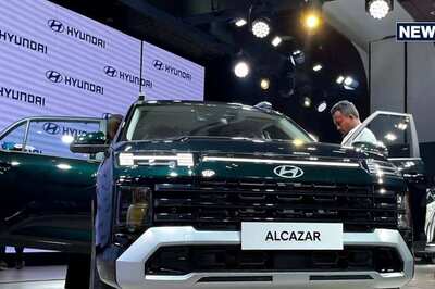 Hyundai Alcazar Facelift Launched In India, Price Starts at Rs 14.99 Lakh