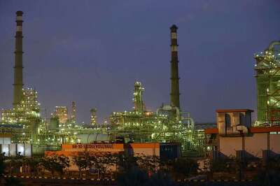 Ruias Sell Essar Oil to Russian Giant Rosneft in Biggest FDI Deal