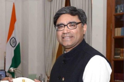 Indian Envoy Calls for Enhancing Mutual Understanding Based on Basic Principles During Meeting with Chinese Scholars