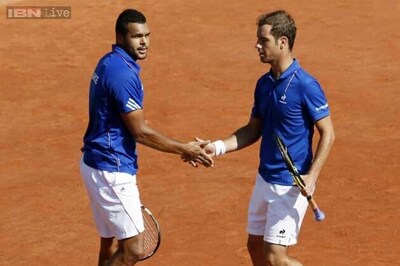 France beat Czech Republic to qualify for Davis Cup final