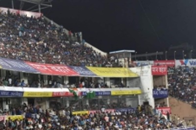 IND v AUS, 3rd T20I: Hyderabad Match Goes Off Without Any Incident; 45,354 Spectators Mark Attendance