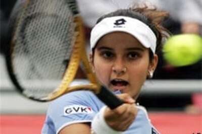 Sania in 2nd rd of doubles at Bangalore