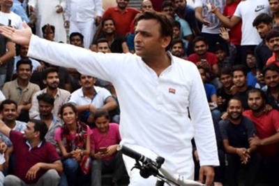 'Days of Work from Home, Akhilesh May Get Lost on UP's New Roads': BJP Takes Jibe on SP's Cycle Yatra