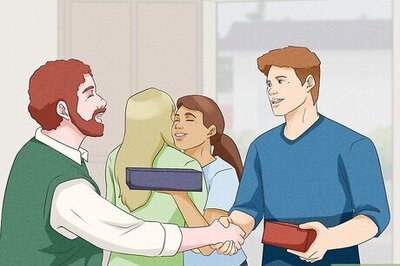 How to Have Good Table Manners, According to an Etiquette Coach