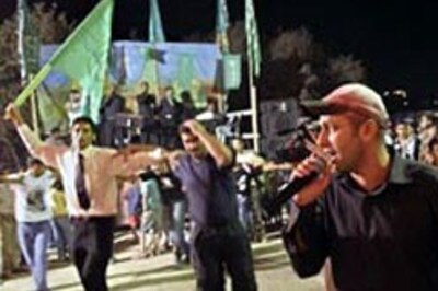 Boy band rocks with Hezbollah help