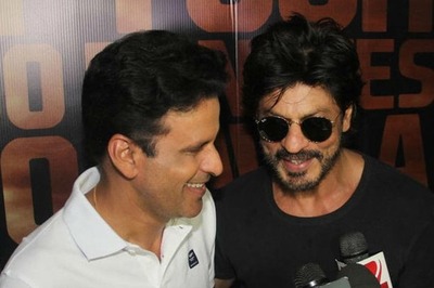 Have Got to Learn a Lot From Manoj Bajpayee, He Is One of the Finest Actors: Shah Rukh Khan