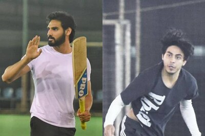 Aryan Khan and Suniel Shetty's Son Ahan Shetty Get Snapped Playing Cricket