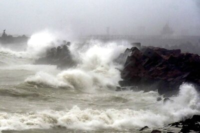 Cyclone 'Bulbul' Intensifies to Severe Category; Rain Pounds Parts of West Bengal, Odisha