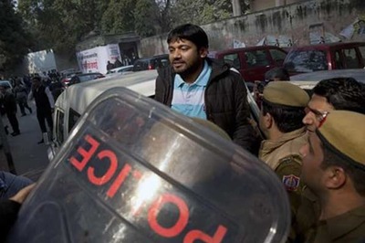 AAP, Delhi Police Face Off over Kanhaiya's Bail Violation Plea
