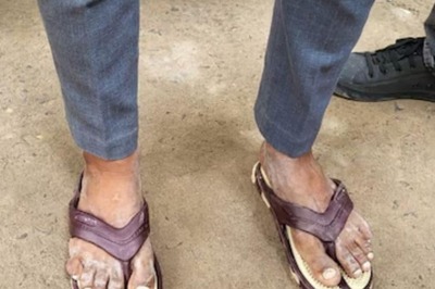 Bihar Police Constable Exam: 2 Patna Candidates Caught Cheating With Bluetooth Devices in Slippers