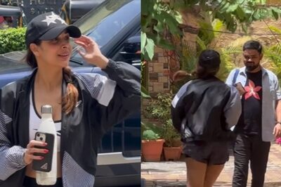 Malaika Arora Opts For Black Athleisure, Spotted Running For Yoga Class; Watch