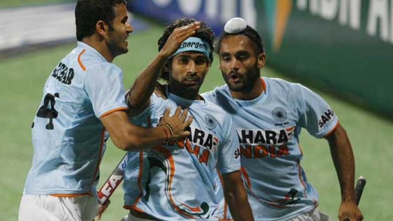 India shock Australia in Azlan Shah