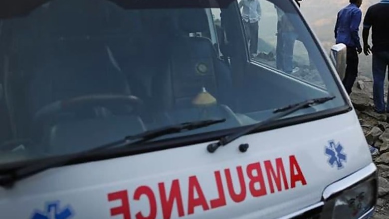 Denied Ambulance, Woman's Body Carried on Shoulders by Kin