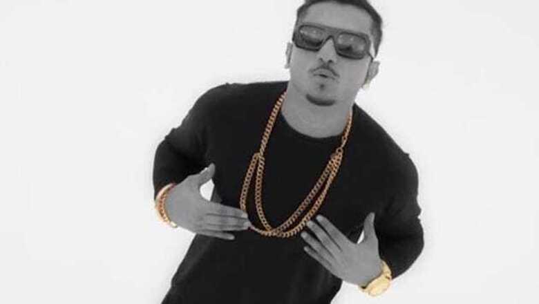 Watch: Honey Singh grooving to his new song 'Isse Kehte Hain Hip Hop'