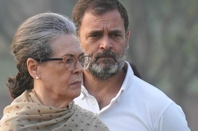 Can Rahul Gandhi Repeat Mom Sonia's 2004 Magic? Bruised by Exodus & Dejected Cadre, Congress Hopes for A Miracle