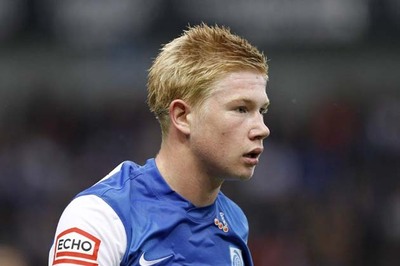 Chelsea sign Belgian midfielder De Bruyne