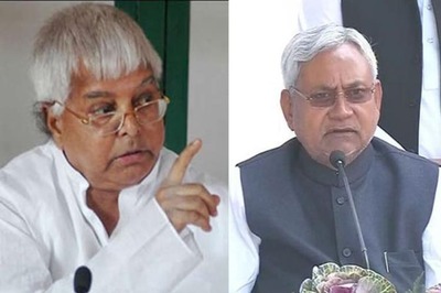 Nitish, Lalu express disgust at VK Singh's remarks on killing of two Dalit children