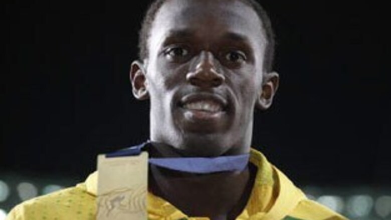 Usain Bolt plays cricket, bowls out Gayle