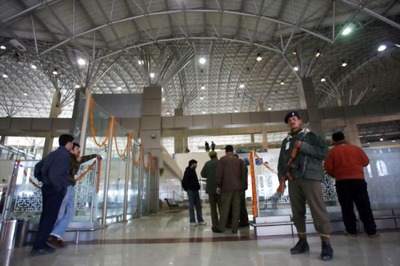 Flight Operations at Srinagar Airport Remain Suspended on Day 3 Due to Heavy Fog