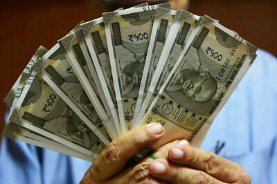 Rupee Recovers 7 Paise Against Dollar in Opening Trade
