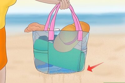 How to Get Beach Sand off Your Feet