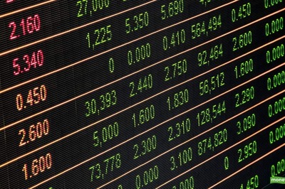 US Stocks End Higher, Meta Jumps as Investors Eye Midterms