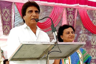 Priyanka Gandhi's Point of View Resonating With People, BJP Leaders Afraid of Her, Says Raj Babbar