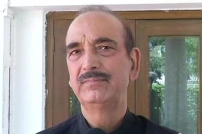 SC Allows Ghulam Nabi Azad to Visit 4 Districts in J&K, Restricts Him From Holding Political Rally