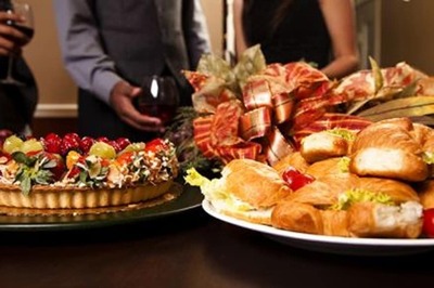 How To Avoid Overdoing It On New Year's Eve