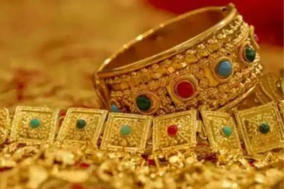 Gold Prices in India Witness Minor Changes Amidst Jump In International Market