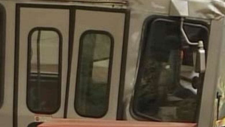 60 injured in US light-rail collision