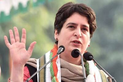 ‘Managing News Won’t Help Fight Virus’: In Letter to Adityanath, Priyanka Gandhi Offers Suggestions