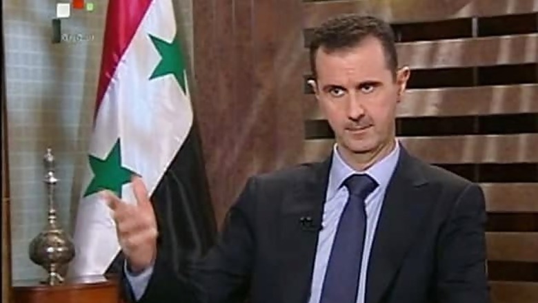 Assad forces renew barrage on Syria's Homs