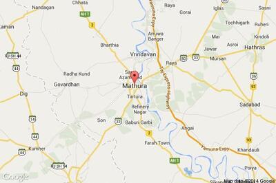 One killed as fire breaks out at grain mandi