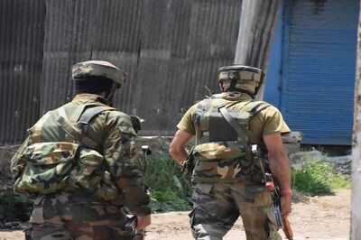 Militants Target CRPF Bunker in J&K's Kulgam, Officer Injured