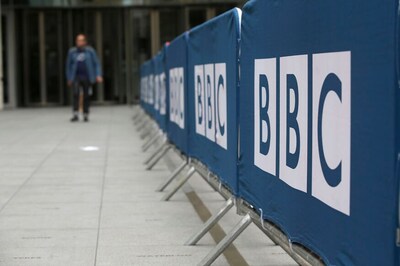 Female Presenter, Who Got Paid One-sixth of Male Counterpart's Fee, Takes BBC to Court