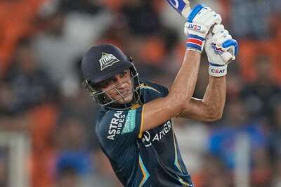 WATCH: Shubman Gill Dances Down the Pitch to Smash A Bouncer for Massive Six, Leaves Rohit Sharma Stunned