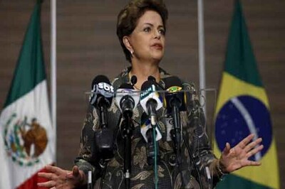 Brazil urges joint Zika fight, airlines offer refunds