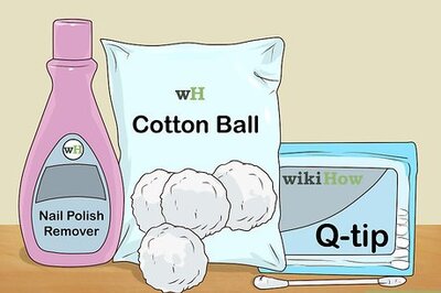 How to Clean Canvas Sneakers