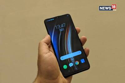 Realme 3 Pro Latest Update Brings Dark Mode and Better Gaming Experience