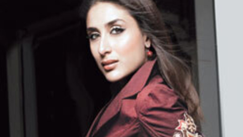 Bebo celebrates her b'day in Kargil