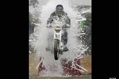 Shattered glass hone scientists skills