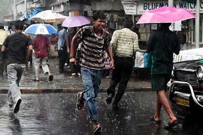 Mumbai comes to a standstill after incessant rainfall; more rains predicted, high tide alert sounded