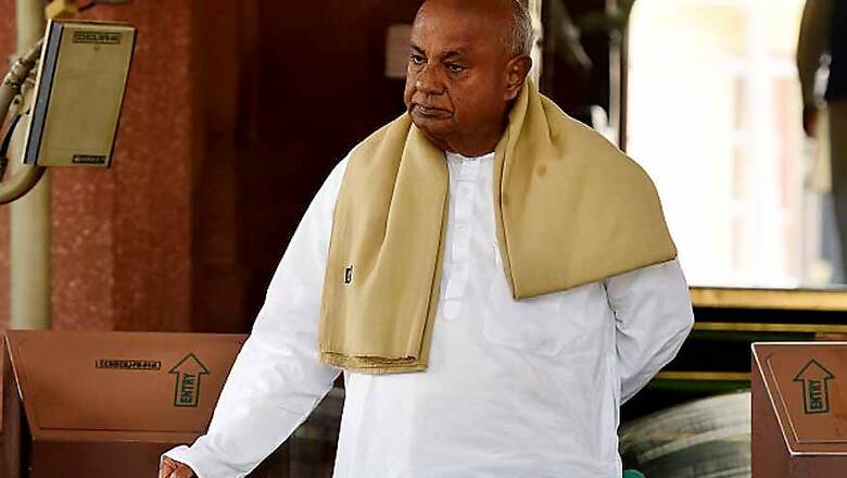 Devegowda Refuses to Bother about Speculations of JDS MLA Moving Closer to BJP
