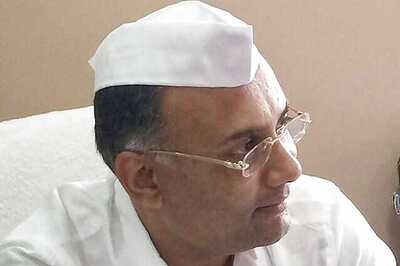 SC Order on Karnataka Crisis Seems to Protect Defectors, Says State Cong Chief Dinesh Gundu Rao